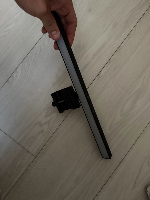 Led pentru monitor