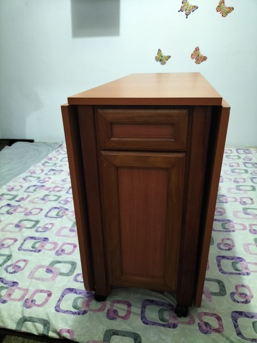 Masa pliabila din lemn masiv si pal