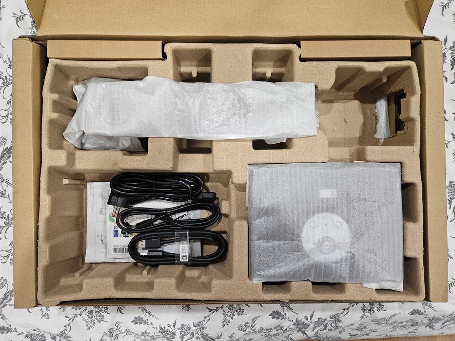 Monitor 27" Dell P2719HC