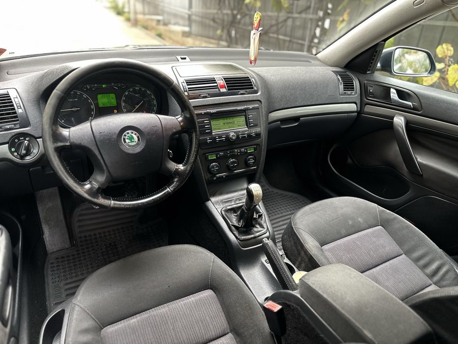 SKODA Octavia 2009 — imagine 5