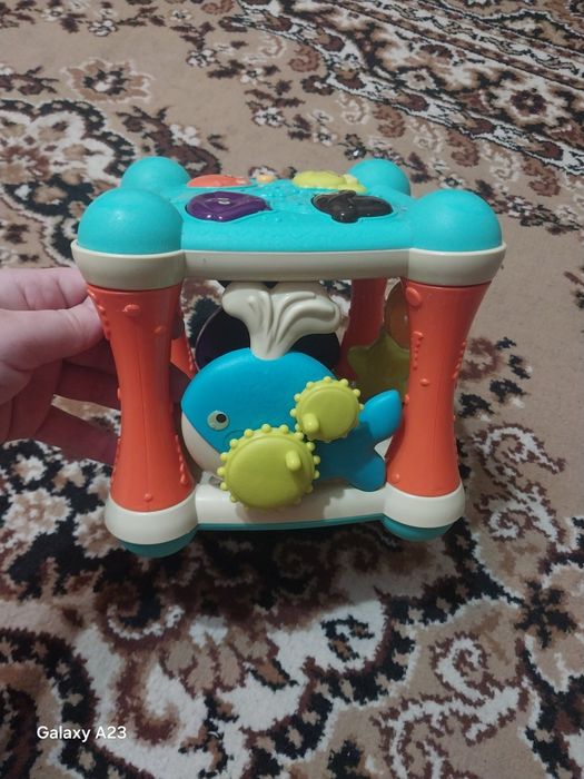 Детская игрушка  развивать