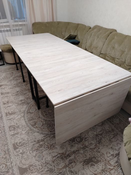 Стол раскладной гостинный