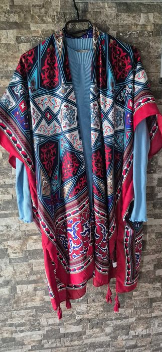 Cardigan/poncho / kimono deosebit