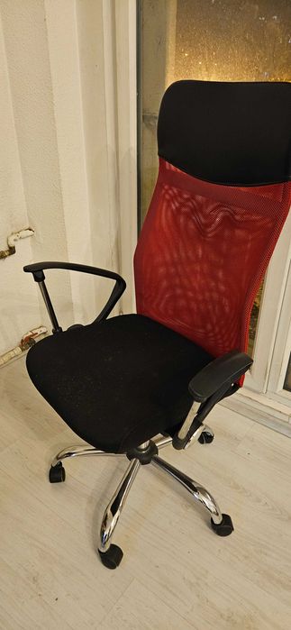 Scaun ergonomic stare foarte buna