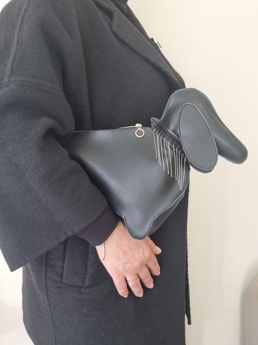 Дамска чанта с форма на  куче