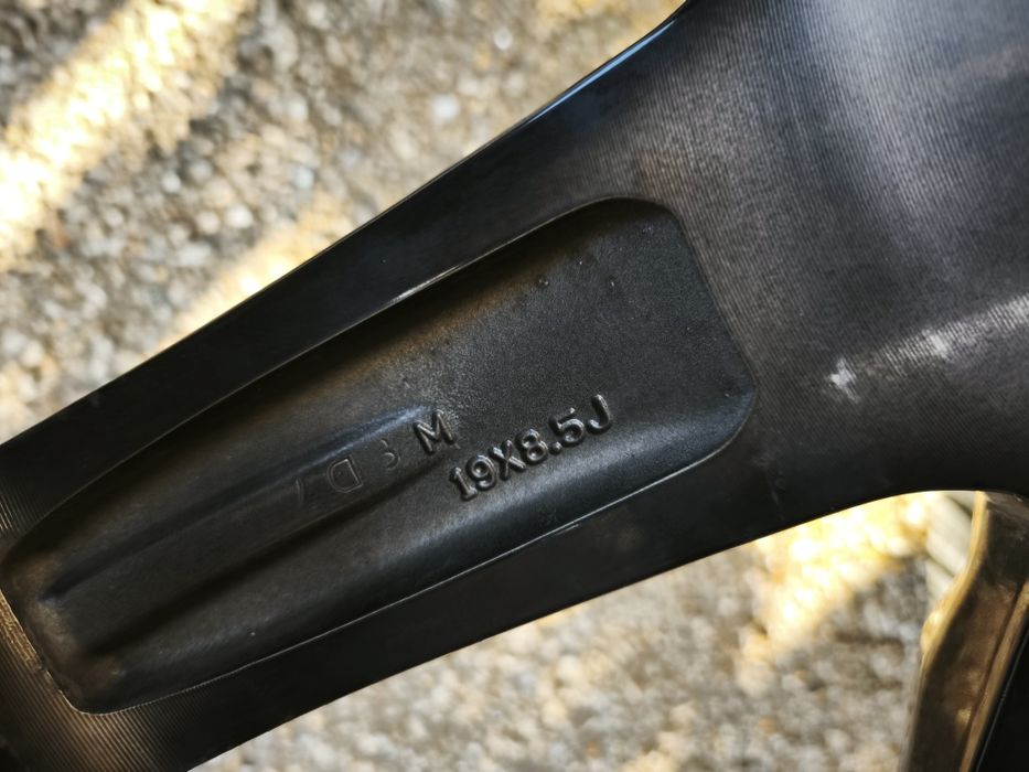 19" оригинални алуминиеви джанти за Ford Mustang.