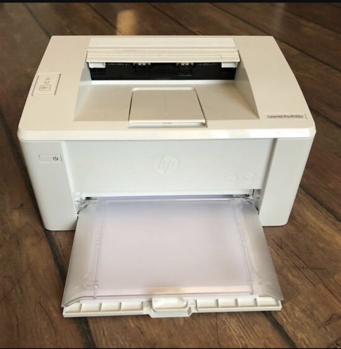 Принтер М102а  черно белый