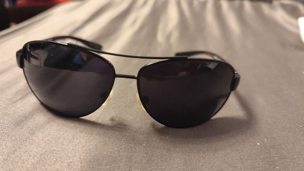 Слънчеви очила марка H1N1 и марка Giovanni Bros