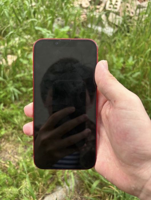 IPhone 13 red 128