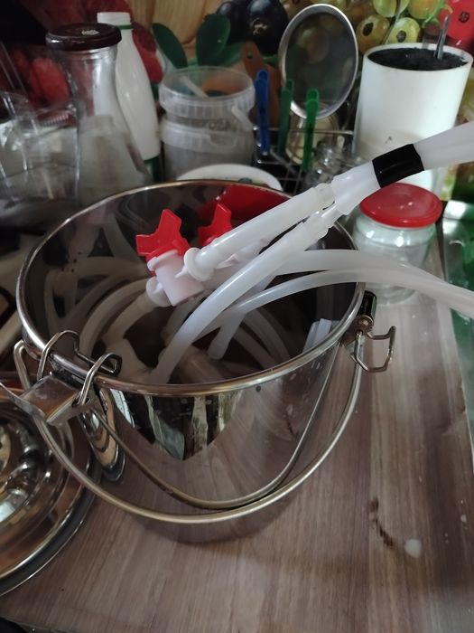 Продаю мини доильный аппорат