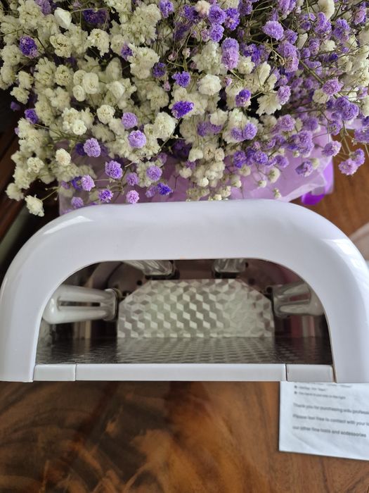 Лампа для маникюра