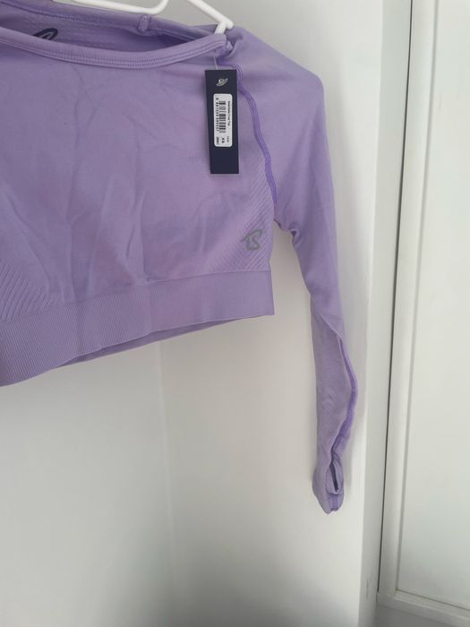 Спортен екип чисто нов