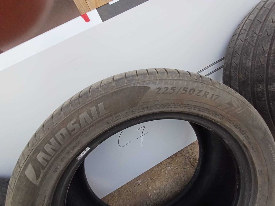 Vand cauciucuri de vara + iarna+jeante+capace