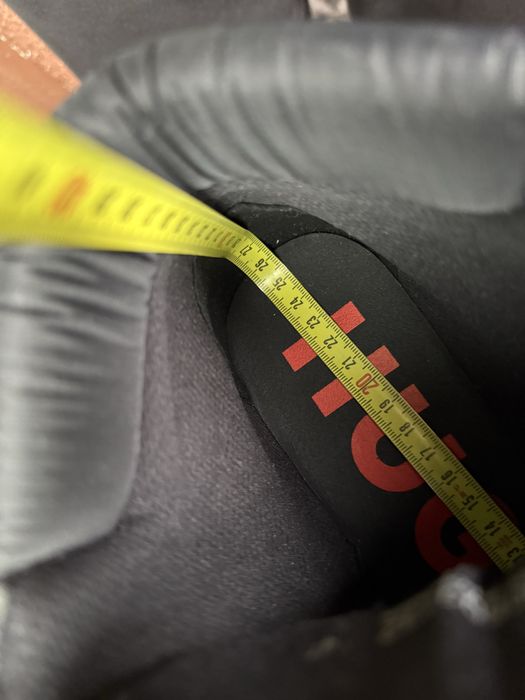 Hugo ghete barbati din piele neagra marimea 41 noi originale