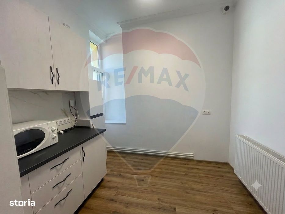 Apartament la casa de inchiriat