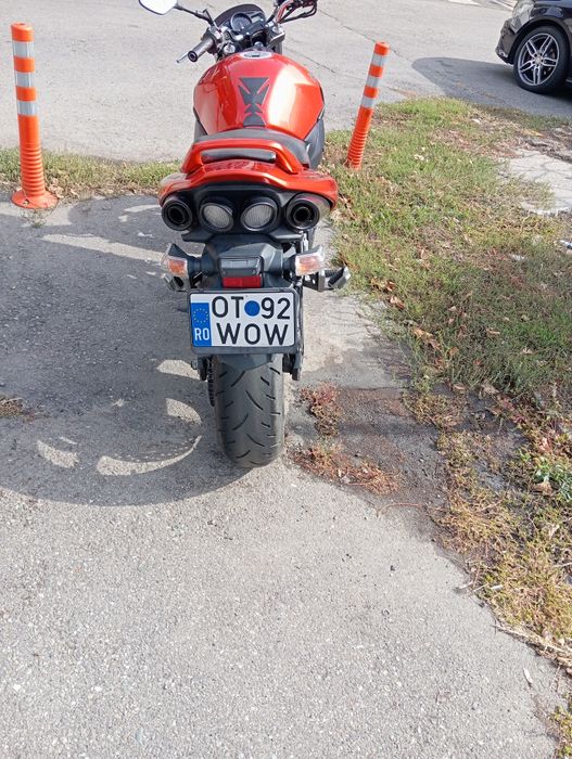 Vând Suzuki Gsr 600