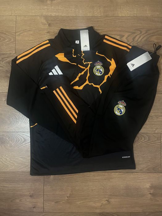 Екип на Реал Мадрид Avengers