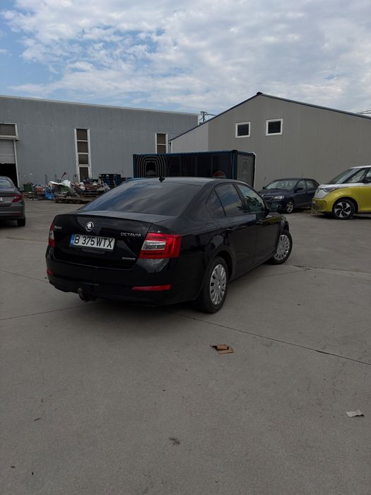 SKODA Octavia 2015 — imagine 3