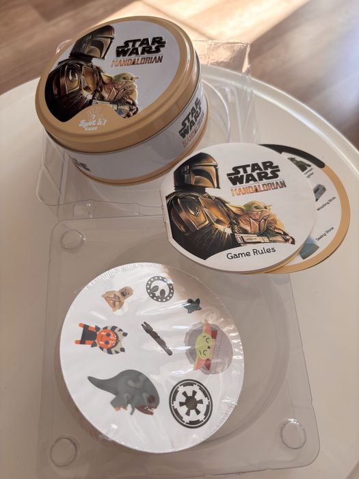 Настолна игра Dobble: Star Wars Mandalorian
