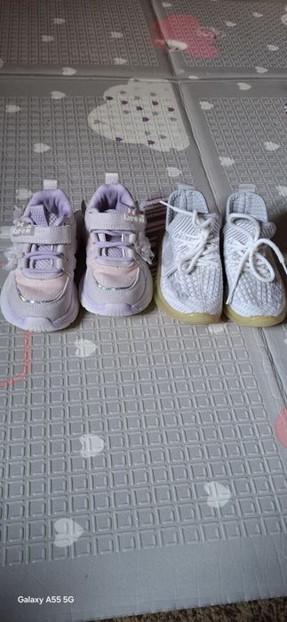 Продам кросовки на девочку