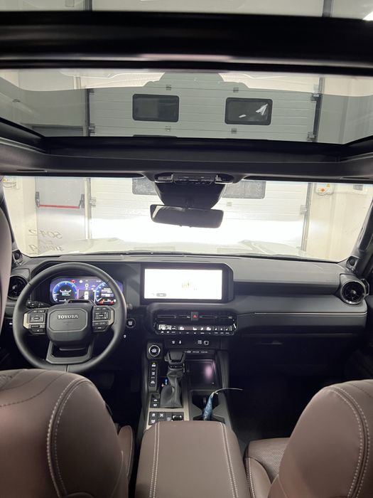 Toyota Landcruiser 250 Luxury Premium 2.8D 4WD Pretul afisat fara  TVA