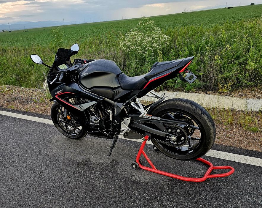 Honda cb650r 2025 A2 35kw