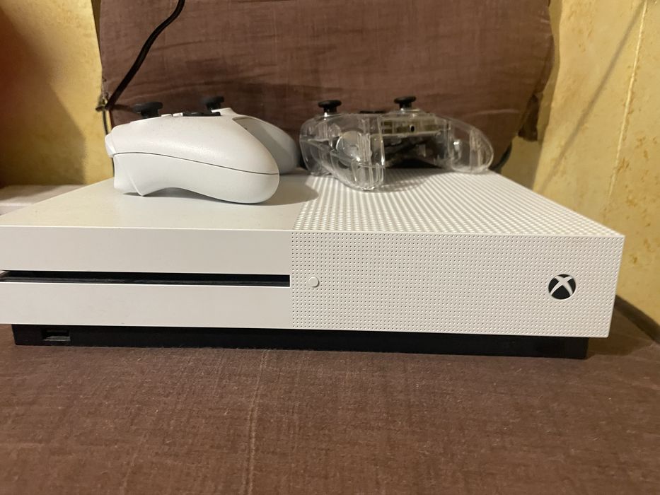 Xbox one S   Като нов