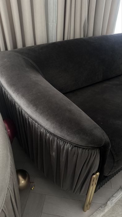 Продам диван и кресла