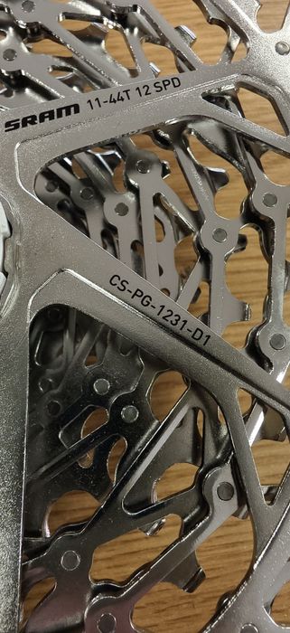 НОВА Венец касета Sram XPLR XG-1231 12ск 11/44T