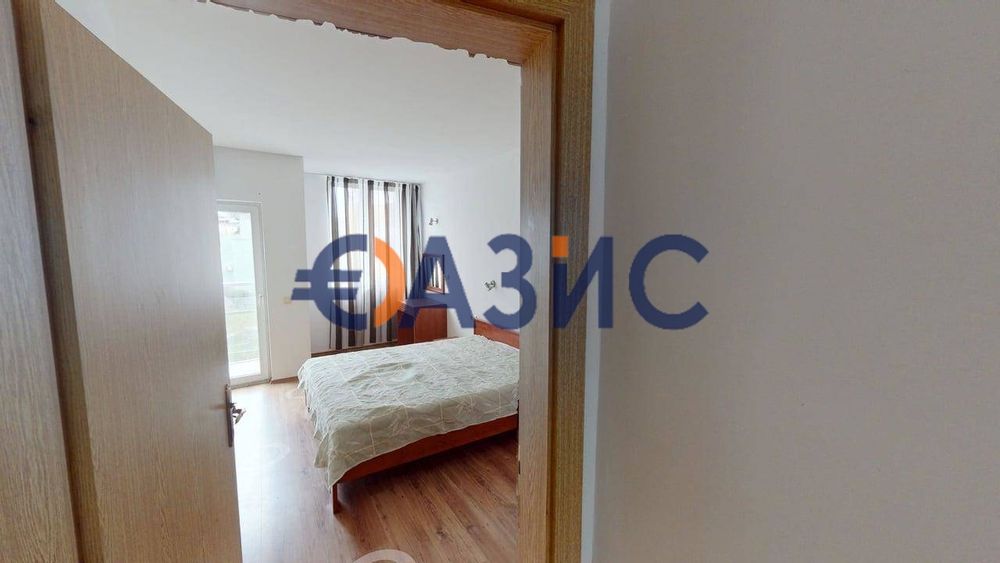 Продава се Двустаен апартамент в к.к. Слънчев бряг - 74 кв.м за 933 €/кв.м - Снимка #9