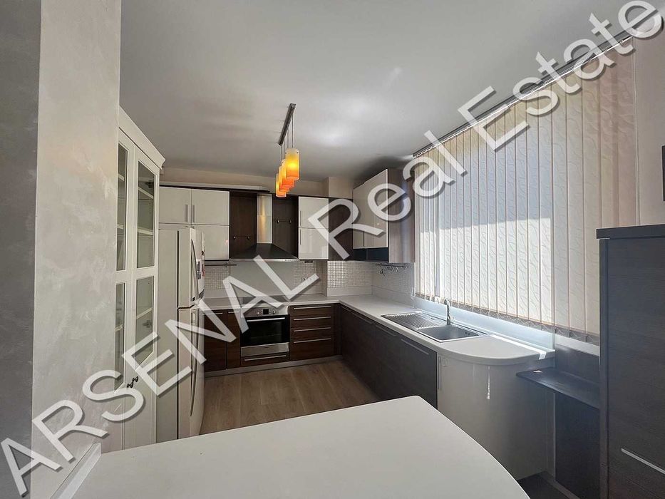 Дава се под наем Четиристаен апартамент в София, Симеоново - 160 кв.м за 1097.01 € - Снимка #1