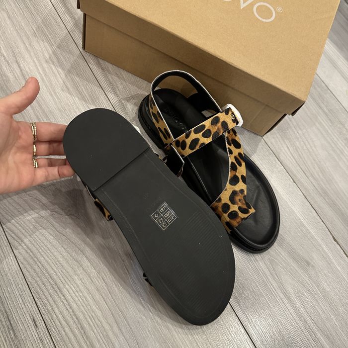 Sandale INUOVO leopard yti 40 noi