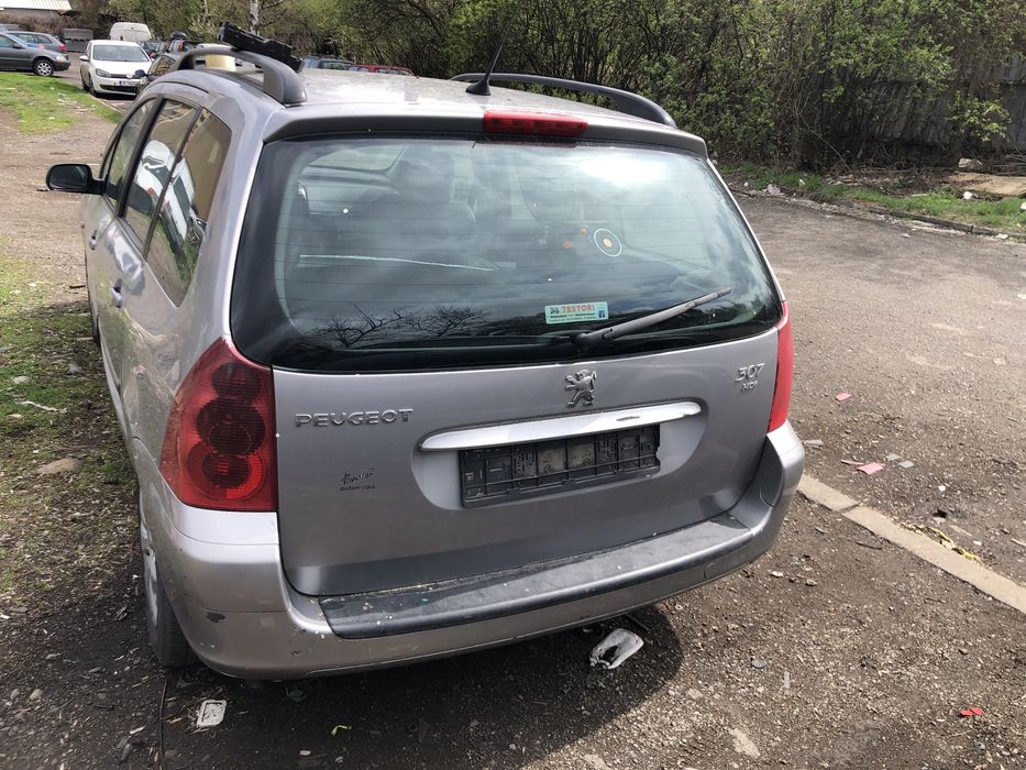Пежо 307 2.0 хди на части Peugeot
