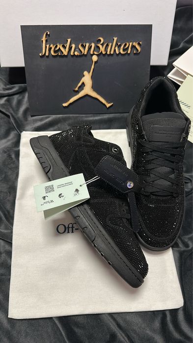 Off White Out Of Office Black Diamonds (size 43)