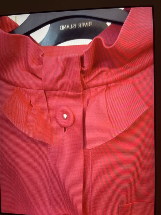 Pardesiu Moschino marimea L