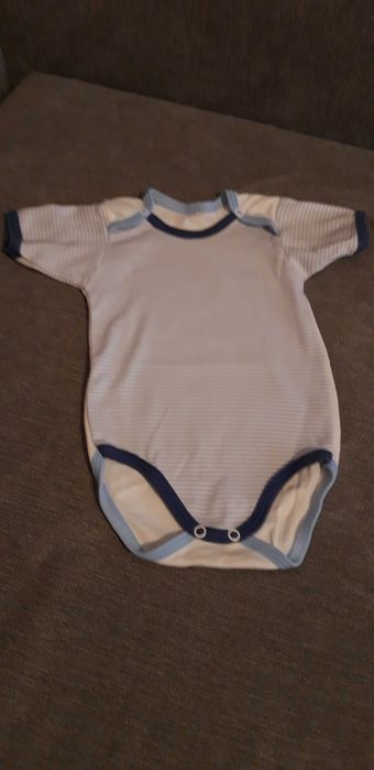 Комплект 12 памучни бодита (68 см) в отлично състояния