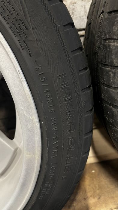 Продам шины Nokian hakka blue 2