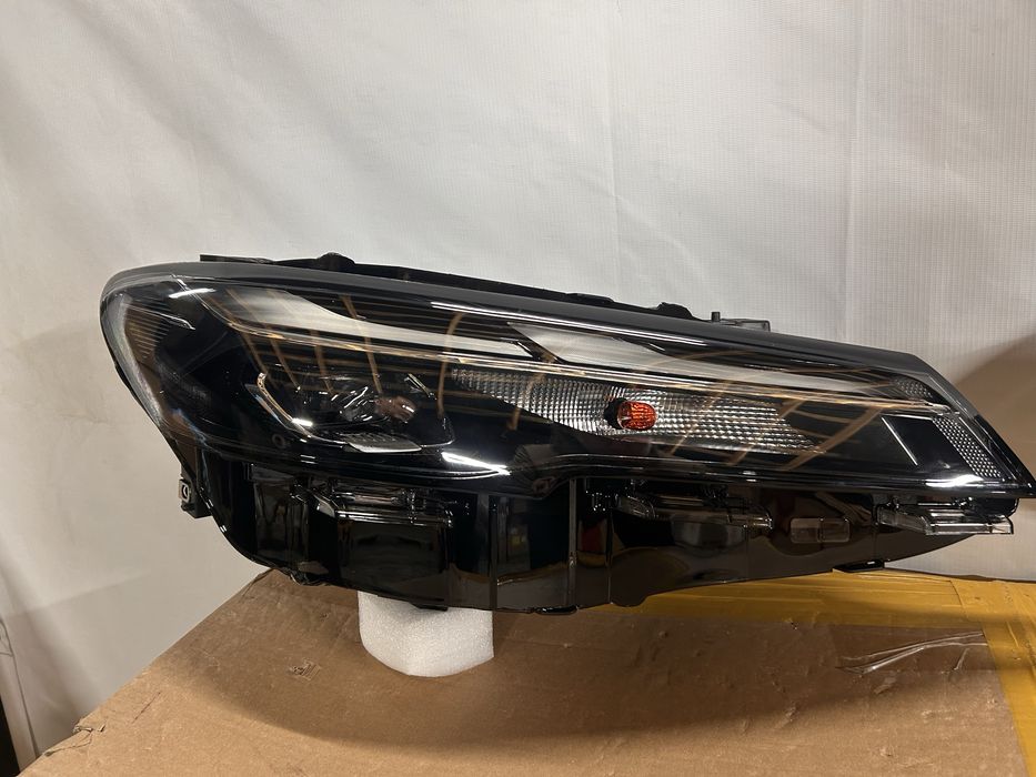 Monza 2023/2025 Фара