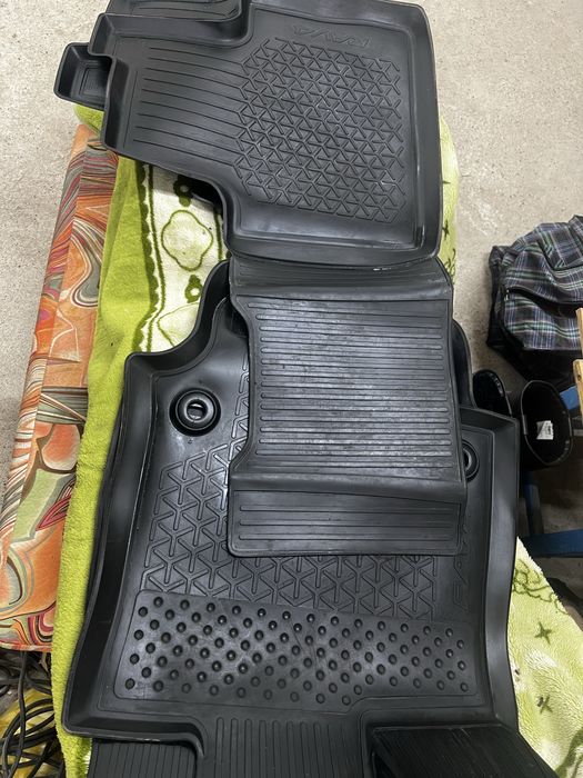 Автомобильные полики