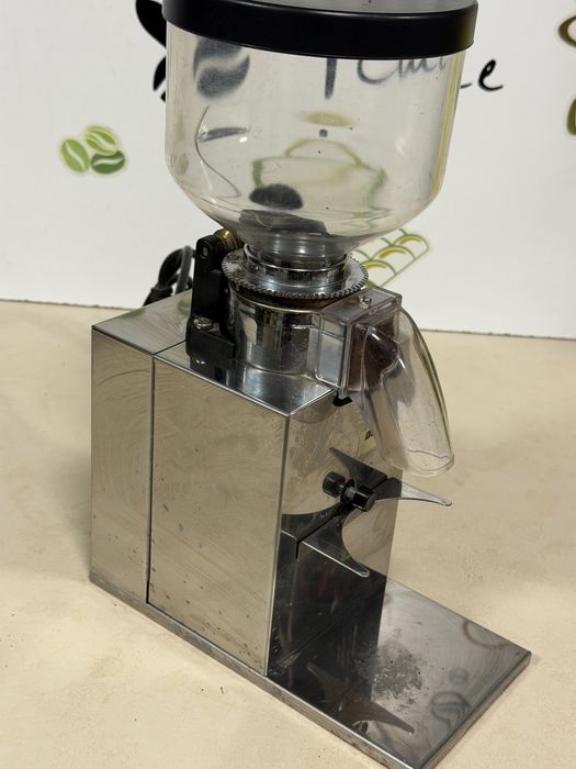 Кафе мелачка за кафе Demoka Mini Moka (GR-0203)