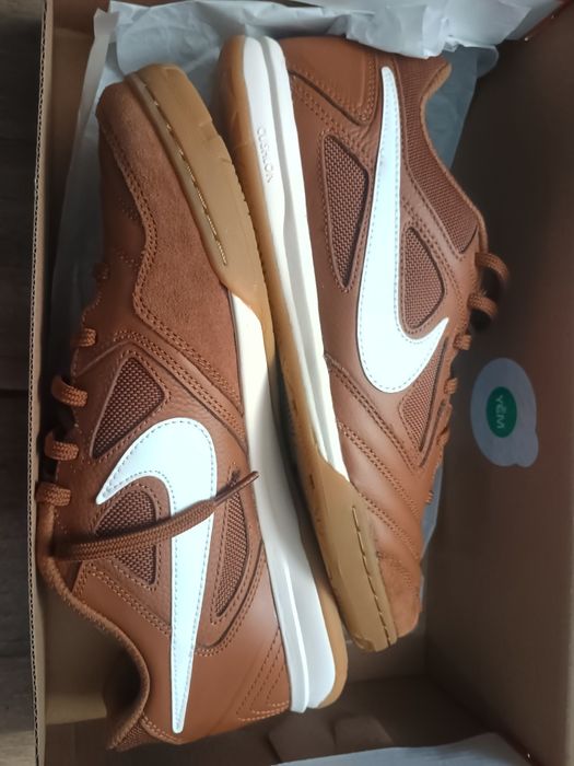 Продавам Маратонки Nike