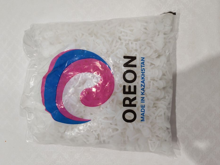 Крючки для штор для потолочных карнизов