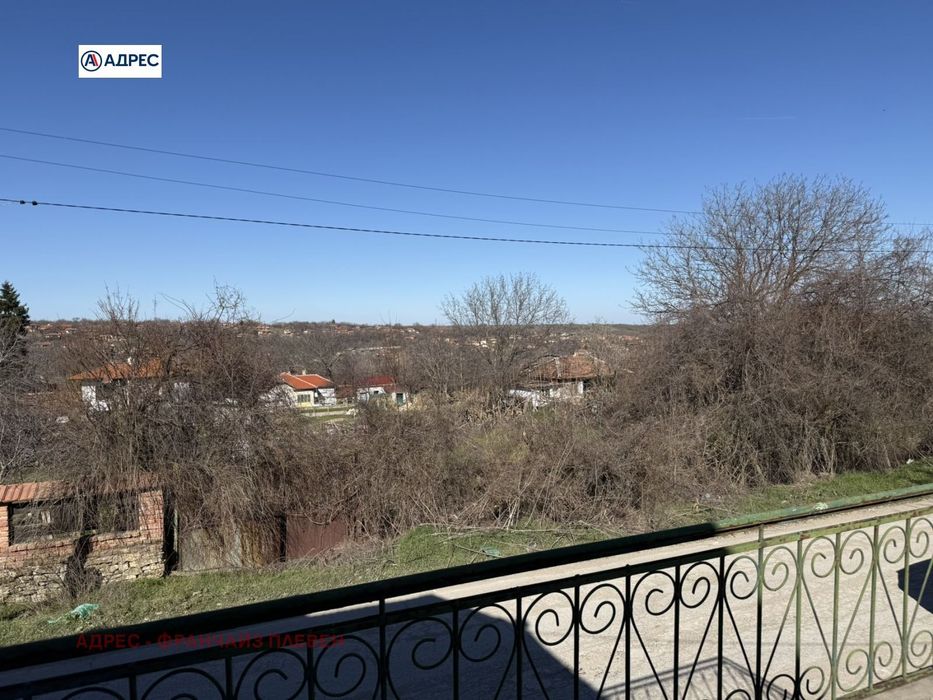 Къща в Ловеч, област-с.Владиня площ 110 цена 22000