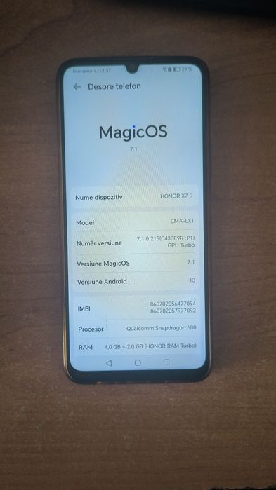 Vând telefon Honor X7