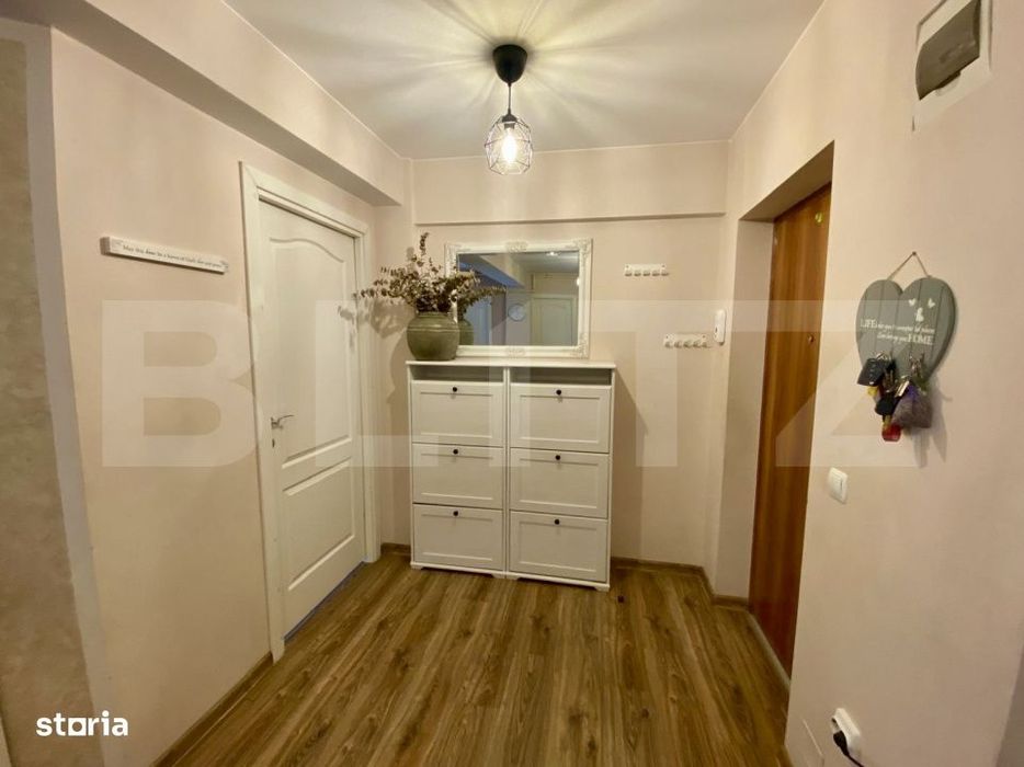 Apartament 3 camere 63,5 mp, balcon 8 mp, garaj, zona Muzeul Apei