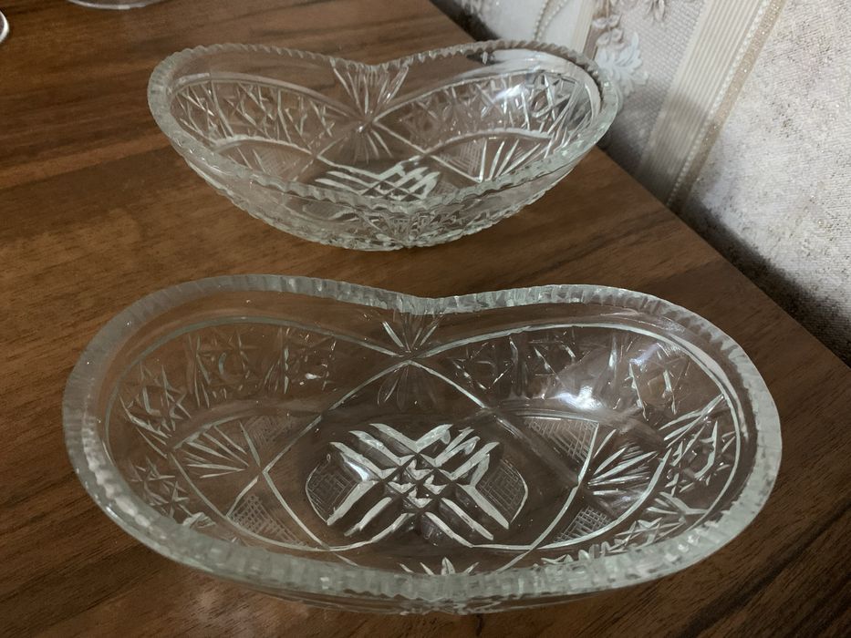 Продаю парные вазочки для варенья