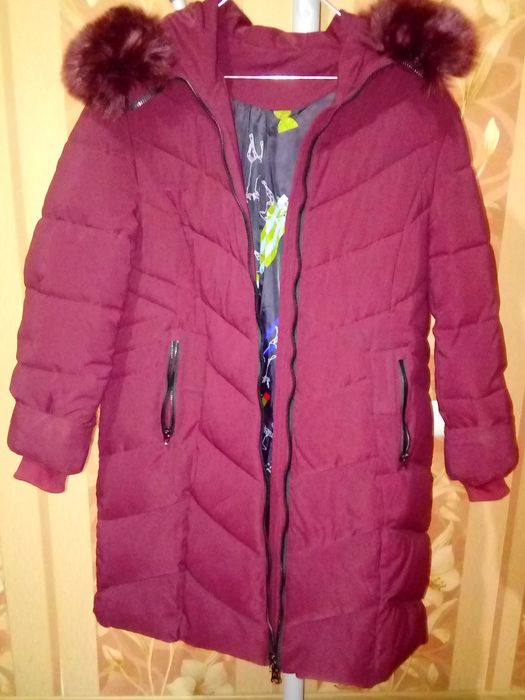 Женская куртка 48 размер