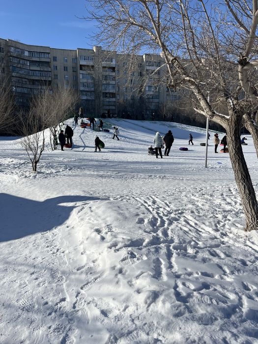 Продаётся 1 комнатная  пр. Республики 18