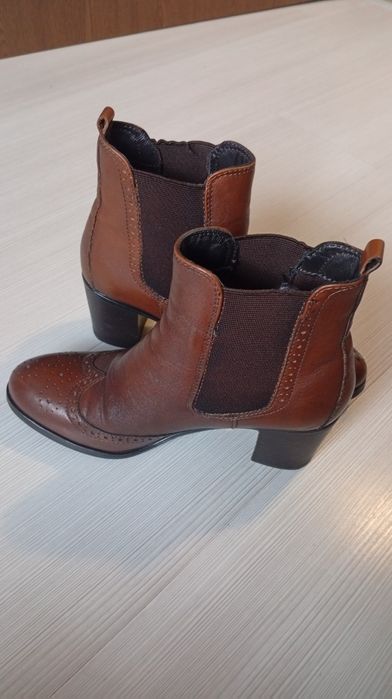 Ghete damă , piele naturala