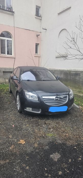 Vând OPEL INSIGNIA Sedan,an fabricație